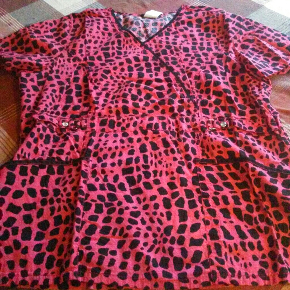 XL Scrub top